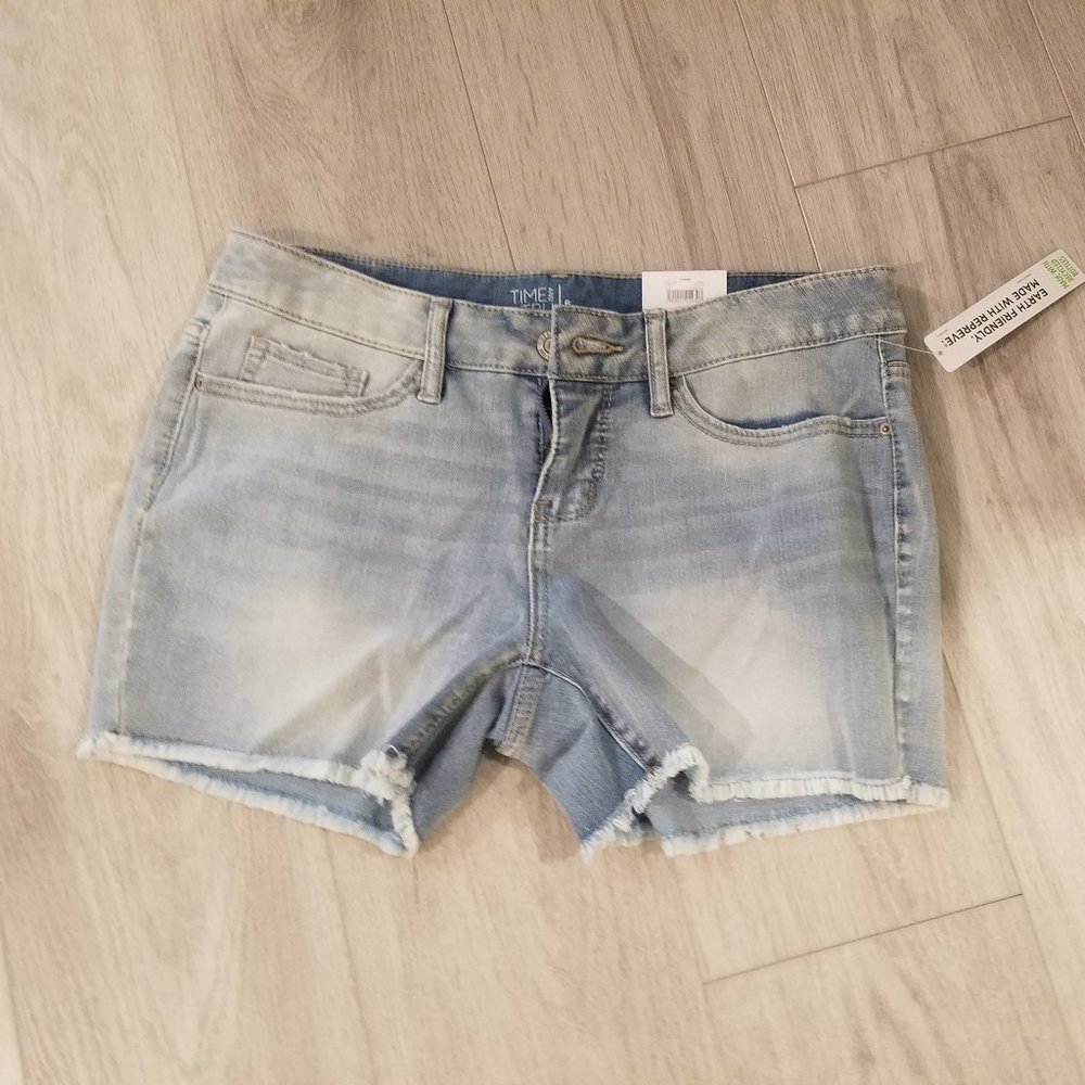 Light Denim midrise shorts